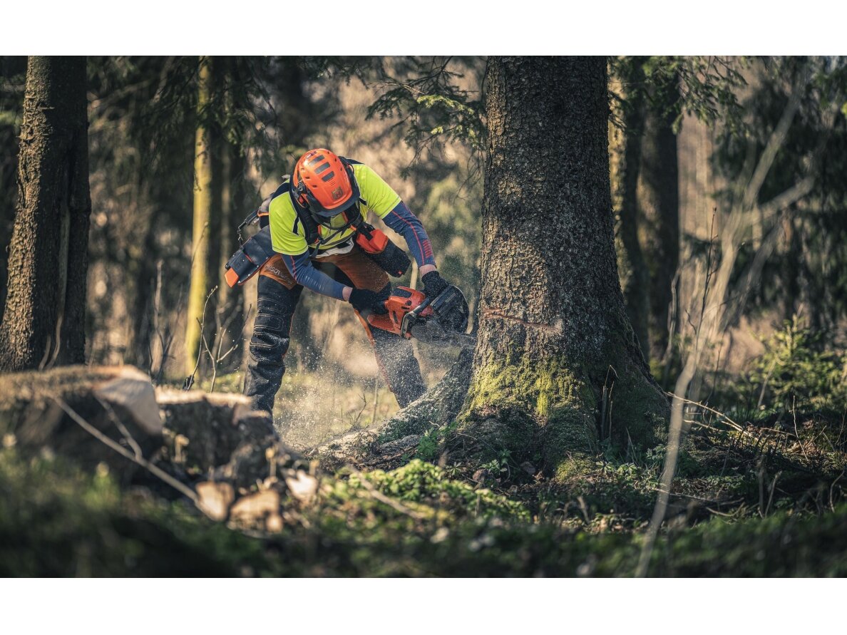 Grandininis pjūklas Husqvarna 560 XP® Mark II 1 Grandininis pjūklas Husqvarna 560 XP® Mark II 1