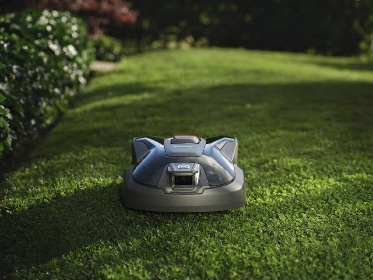 HUSQVARNA AUTOMOWER® 312V 10 HUSQVARNA AUTOMOWER® 312V 10